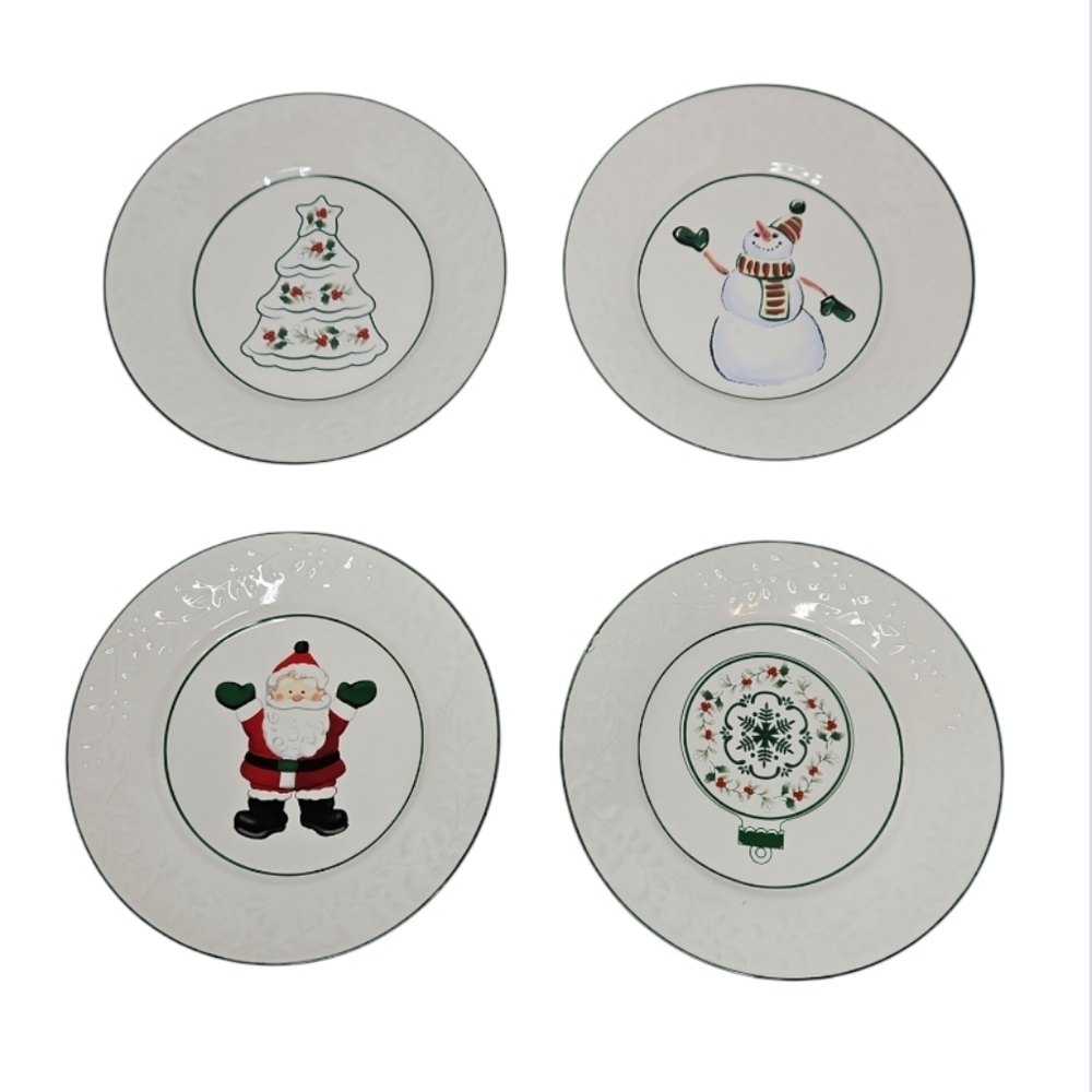 Pfaltzgraff Winterberry 8" Accent Desert Salad Plates
